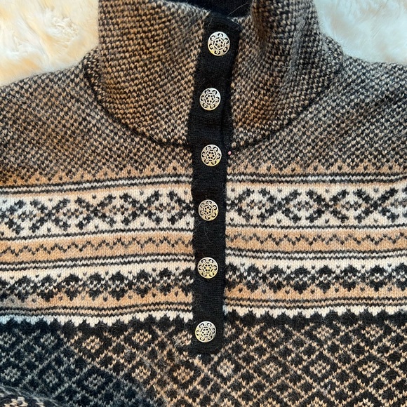 Eddie Bauer Lamb wool sweater/turtleneck with front buttons - Picture 5 of 10